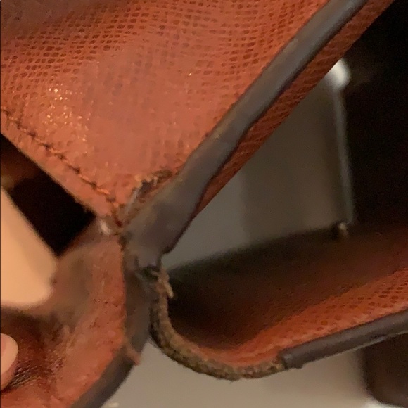 Louis Vuitton Wallet - Picture 7 of 8